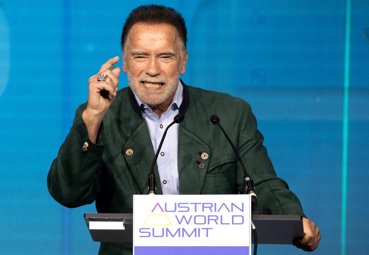 Arnold Schwarzenegger, mesaj nimicitor la adresa lui Trump după întâlnirea cu Putin. Ce i-a spus fostul campion președintelui american