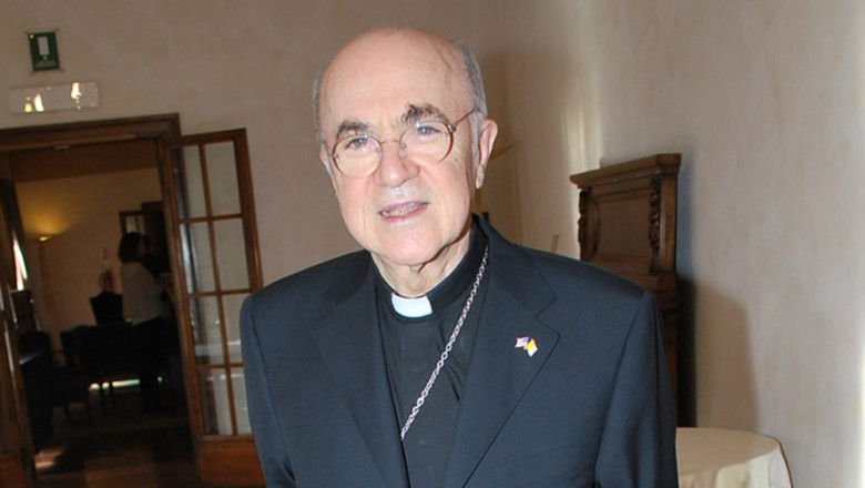 Monseniorul Carlo Maria Vigano