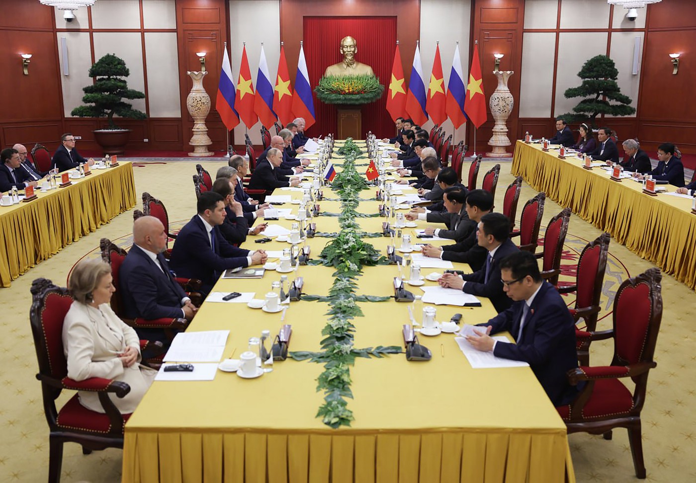 Putin vrea o „arhitectură de securitate” în Asia, după vizitele în Coreea de Nord și Vietnam