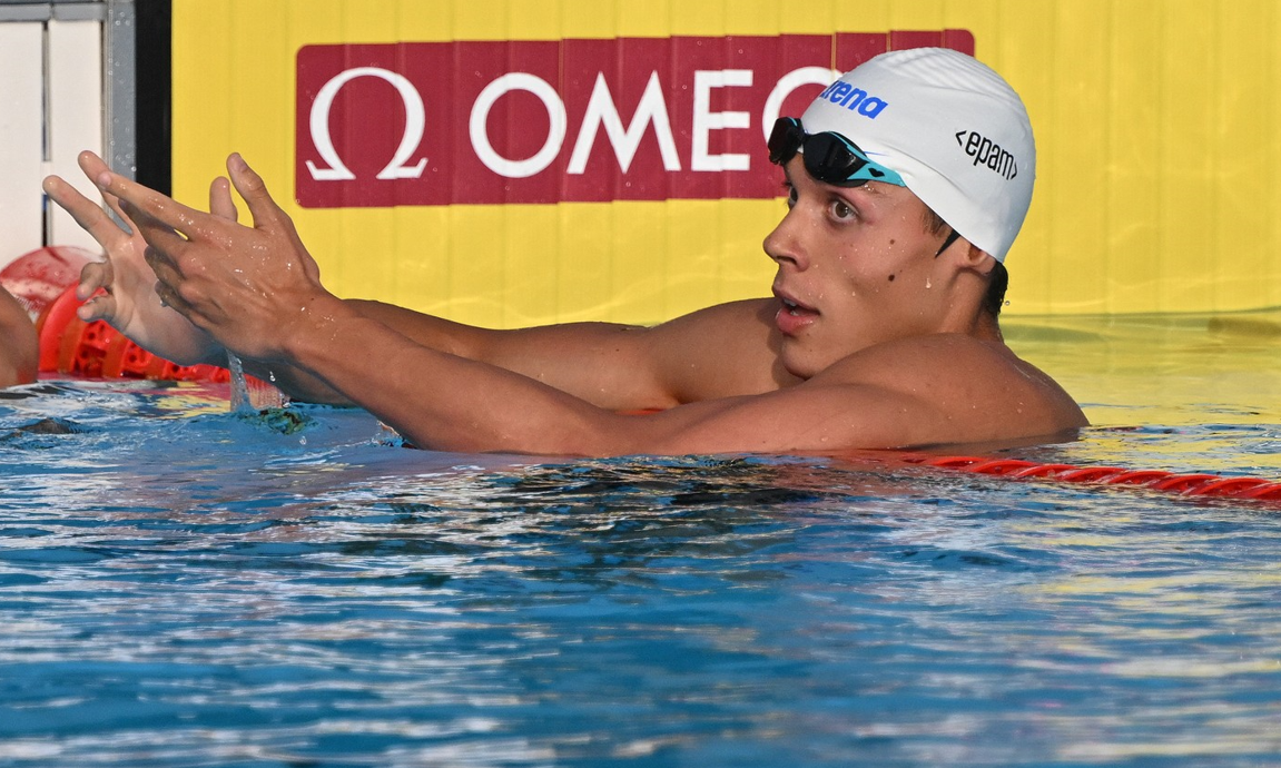 David Popovici a câştigat a doua medalie de aur la Europenele de nataţie de la Belgrad. S-a impus detaşat în finala de 200 m liber
