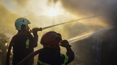 pompieri in grecia