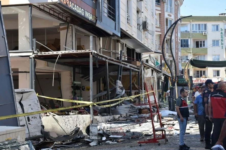 Explozie puternică într-un restaurant din Turcia. Cel puțin patru oameni au murit