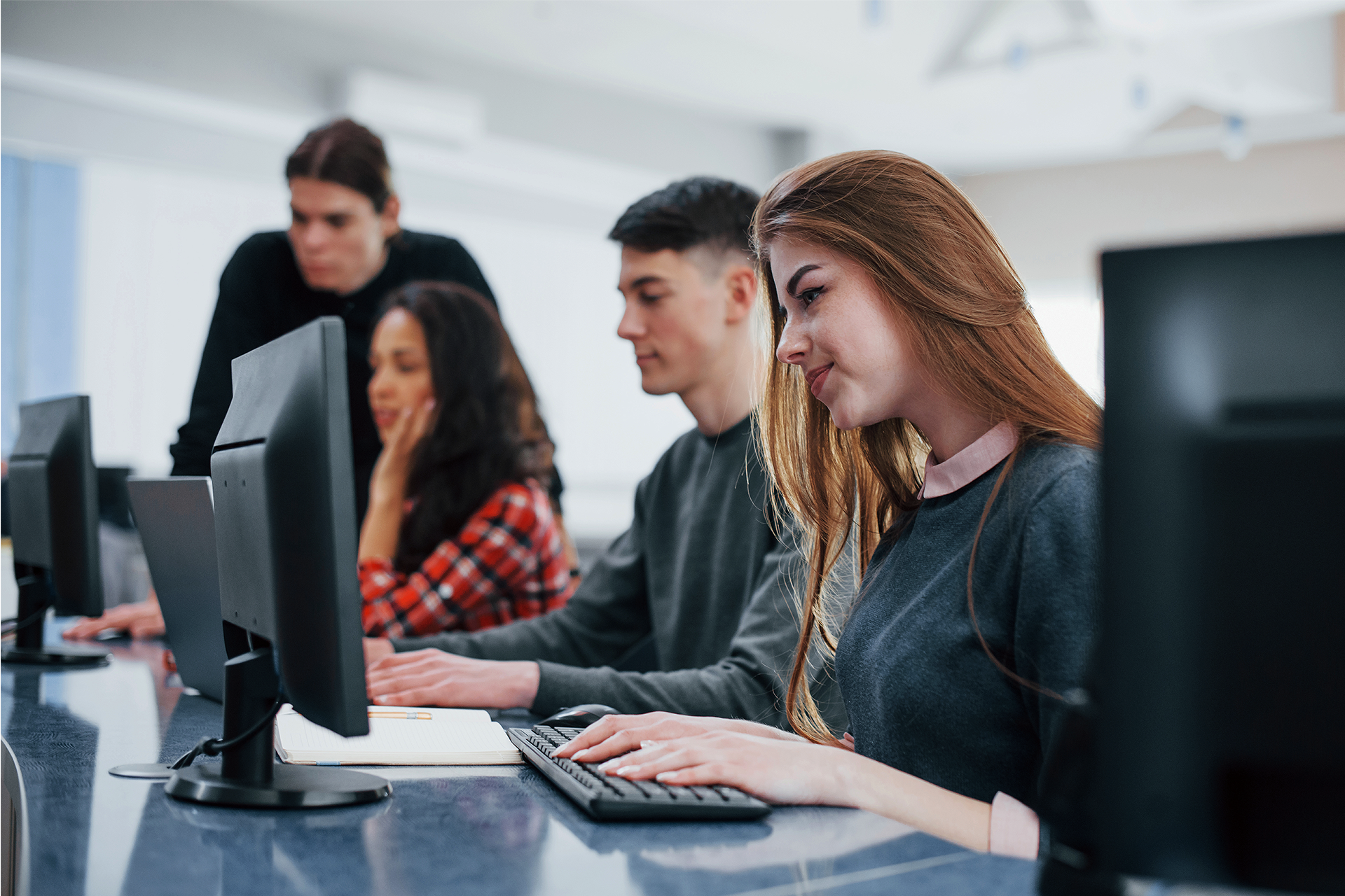 (P) Vreţi un succes sigur în industria IT? Învăţaţi limbajul de programare JAVA