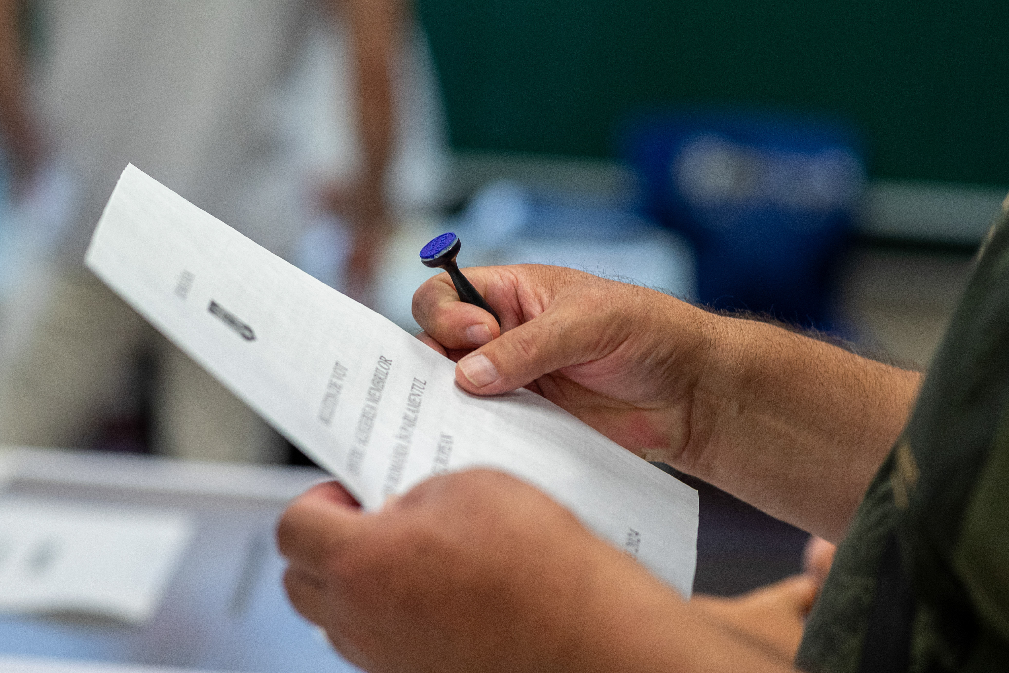 Sondaj INSCOP: Peste 60% dintre români cred că situația din localitatea lor se va îmbunătăți după alegerile locale din iunie
