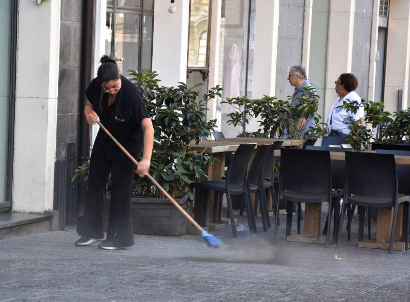 Etna: cenere vulcanica su strade Catania, ordinanza sindaco