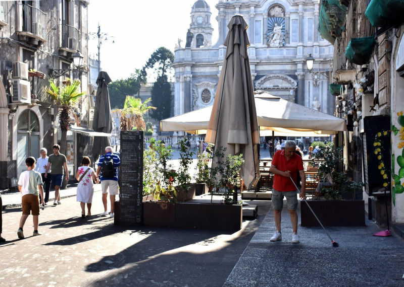 Etna: cenere vulcanica su strade Catania, ordinanza sindaco