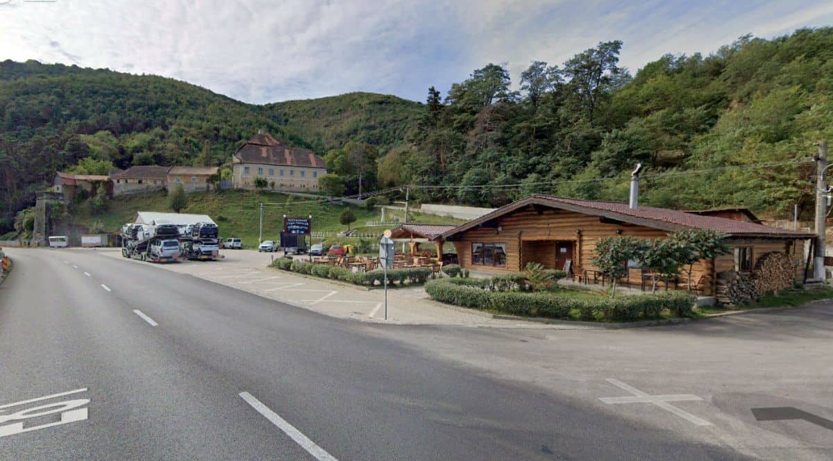 Decizia luată de patronii restaurantelor de pe Valea Oltului, odată cu închiderea drumului: "Ținem deschis pe timp de noapte"