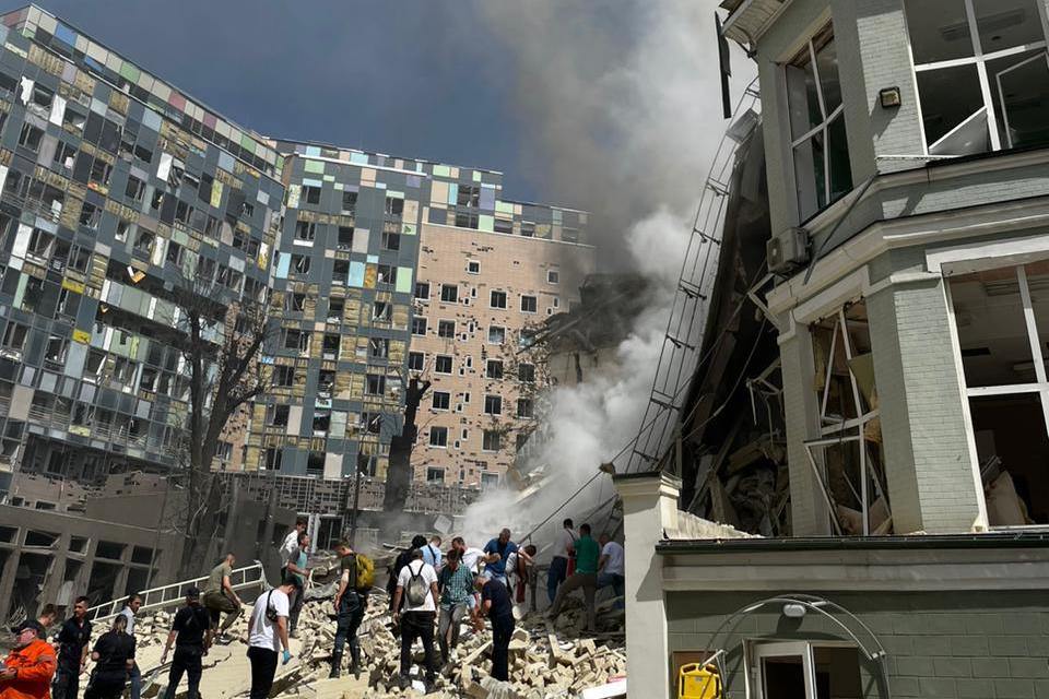 Franţa vrea să ajute la reconstruirea spitalului de copii din Kiev, distrus de rachetele rusești