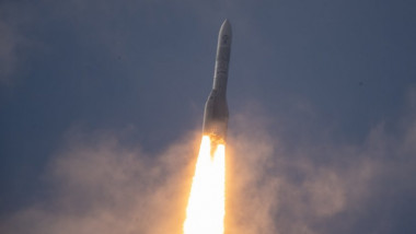 ariane 6 a decolat