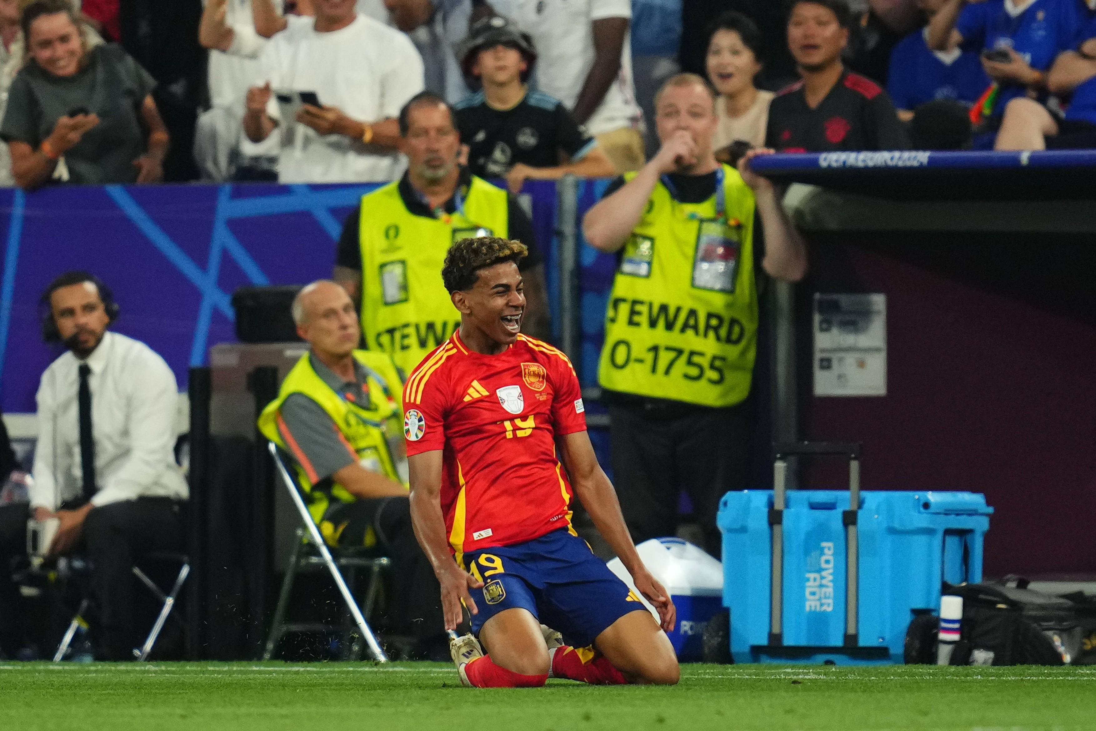EURO 2024. Cine e Lamine Yamal, fotbalistul care a devent cel mai tânăr marcator la un turneu final de Campionat European