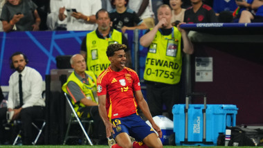 GER: Spain v France. UEFA EURO, EM, Europameisterschaft,Fussball 2024 Lamine Yamal of Spain celebrates the 1-1 during th