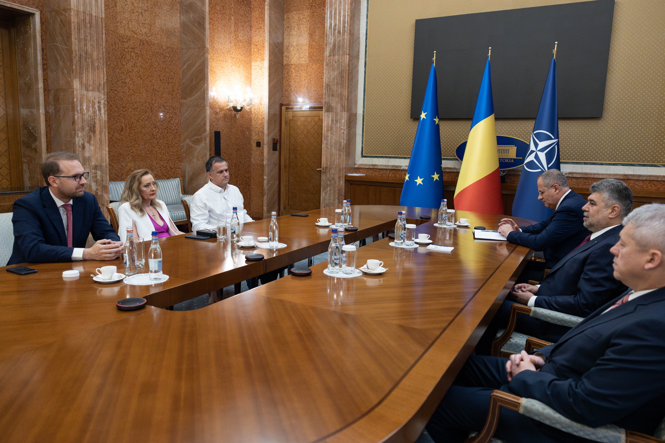 Marcel Ciolacu discută la Guvern cu partidele pentru stabilirea calendarului la alegerile prezidențiale
