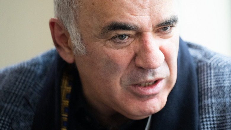 Garry Kasparov acorda un interviu