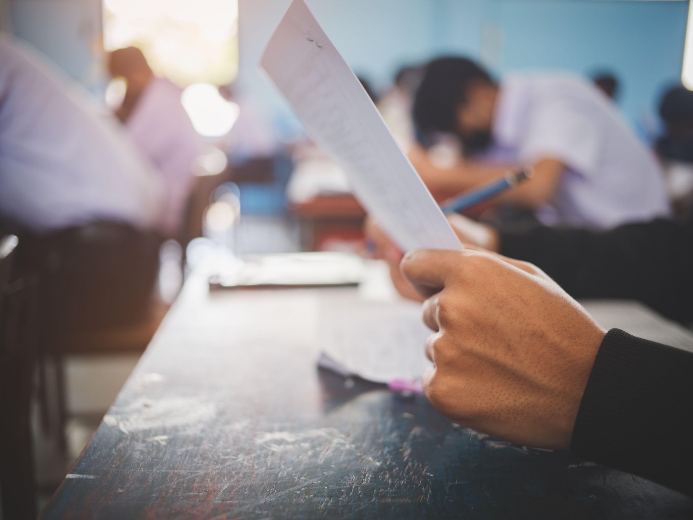 BAC 2024. Subiectele de la Matematică tehnologic, fotografiate și puse pe internet în timpul probei