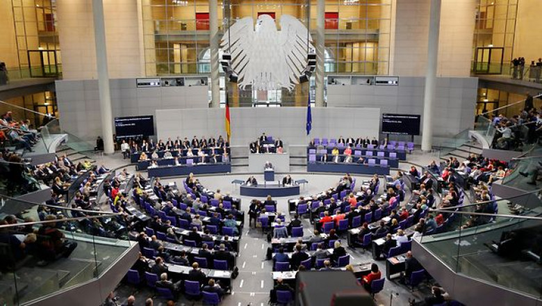 Ședință în plenul Bundestagului german. Foto - bundestag.de