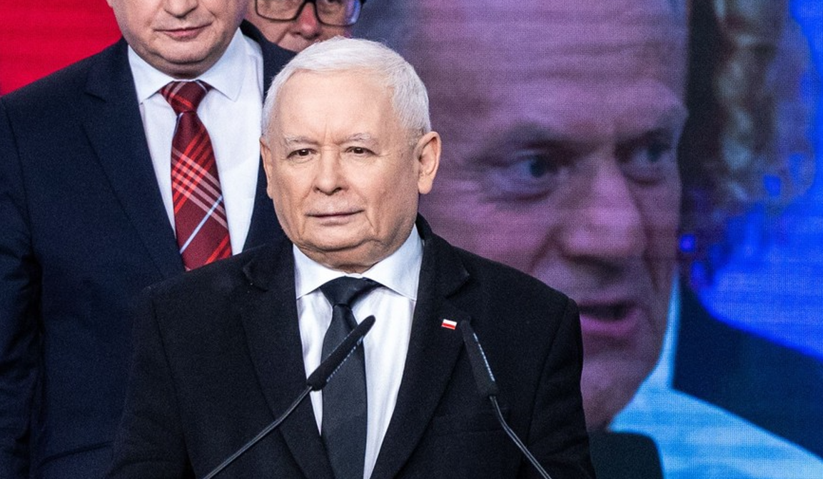 Jaroslaw Kaczynski, liderul opoziţiei poloneze, afirmă că premierul Donald Tusk este un „servitor” al Germaniei