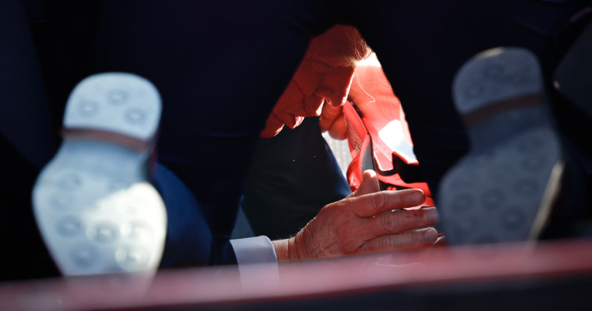 Nu se poate întâmpla așa ceva. Cum a asigurat Secret Service securitatea la mitingul electoral unde a fost împușcat Donald Trump|EpicNews