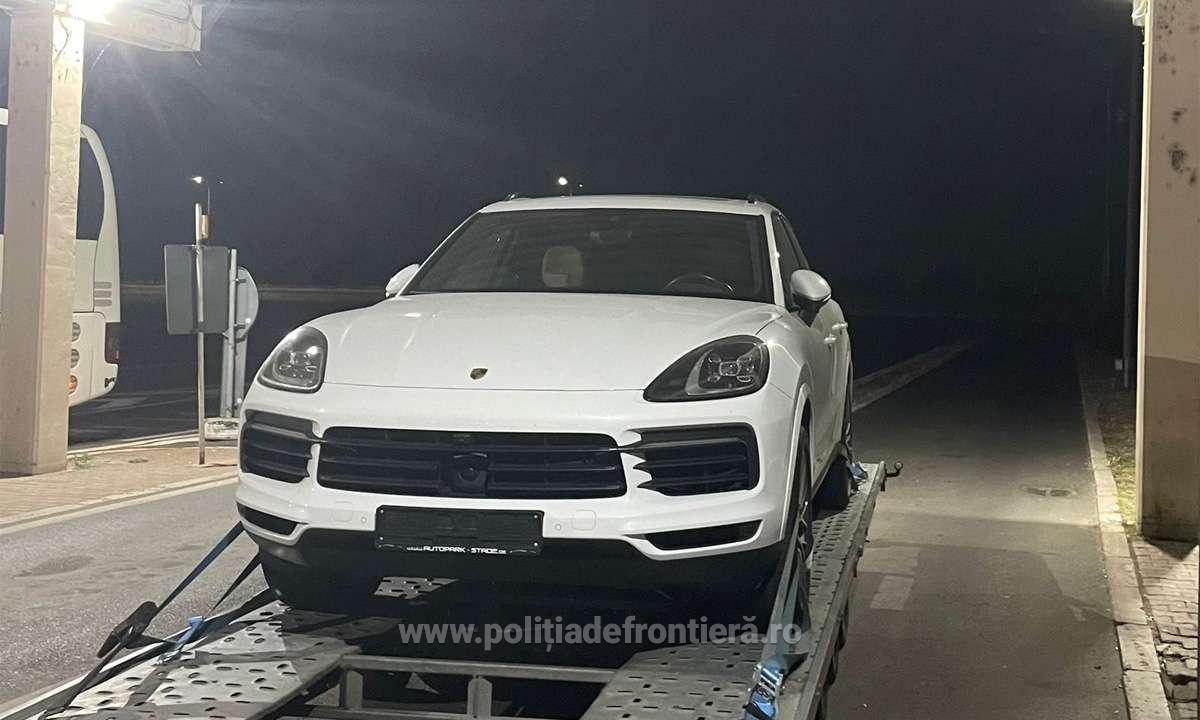 Numărul maşinilor furate descoperite la graniţă a crescut cu 60%. Ce justificări au găsit șoferii