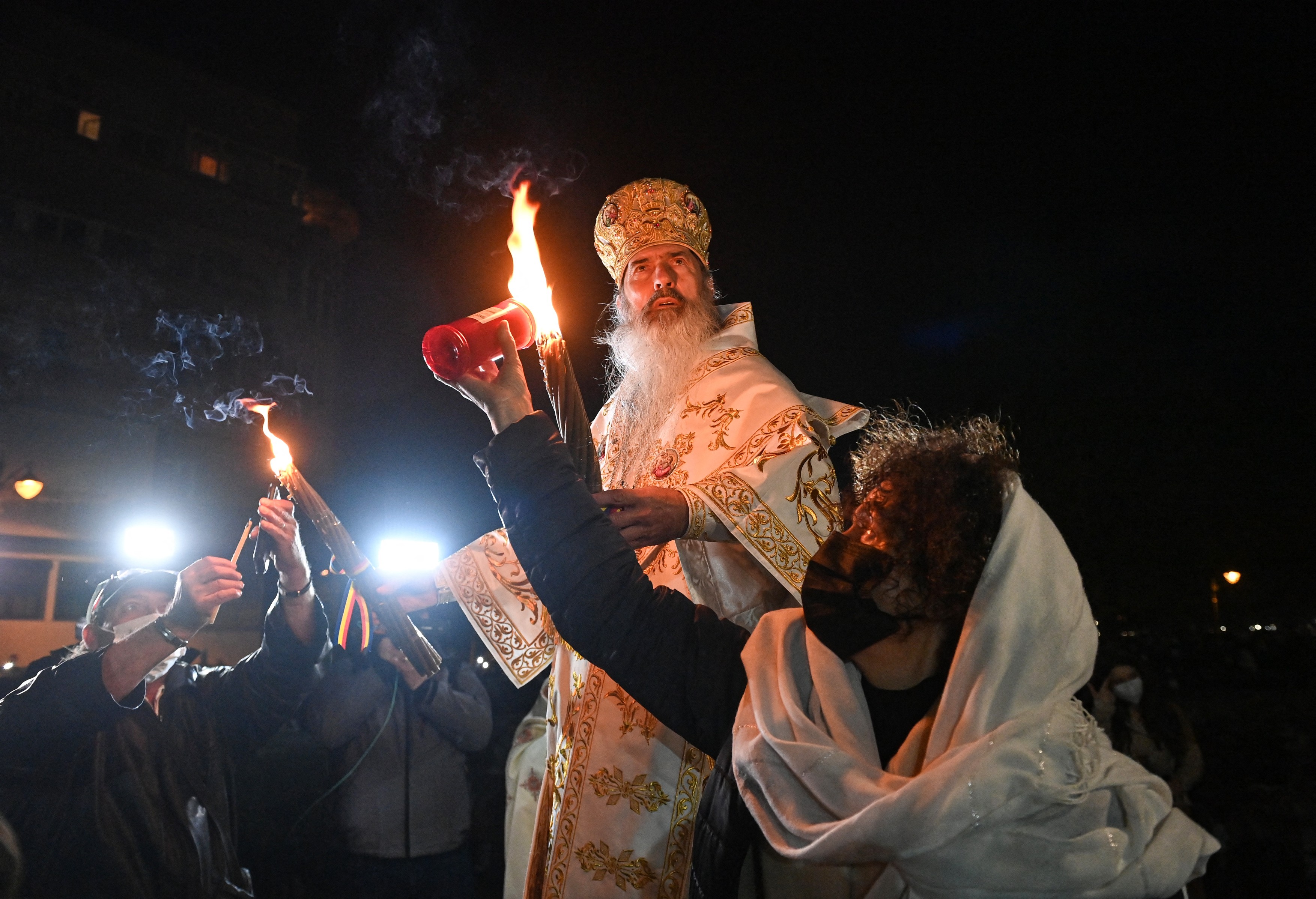 Arhiepiscopul Teodosie crede că toți banii donați Bisericii sunt buni, chiar și cei proveniți din jocuri de noroc sau pariuri