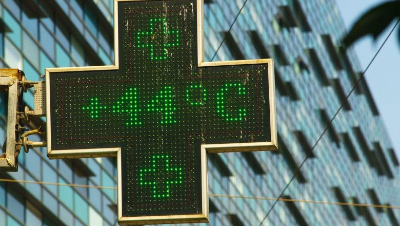 Bucharest, Romania - July 26, 2023: 44 degrees celsius (111.2 fahrenheit) is the temperature displayed by a digital thermometer outside a pharmacy. Credit: Lucian Alecu/Alamy Live News