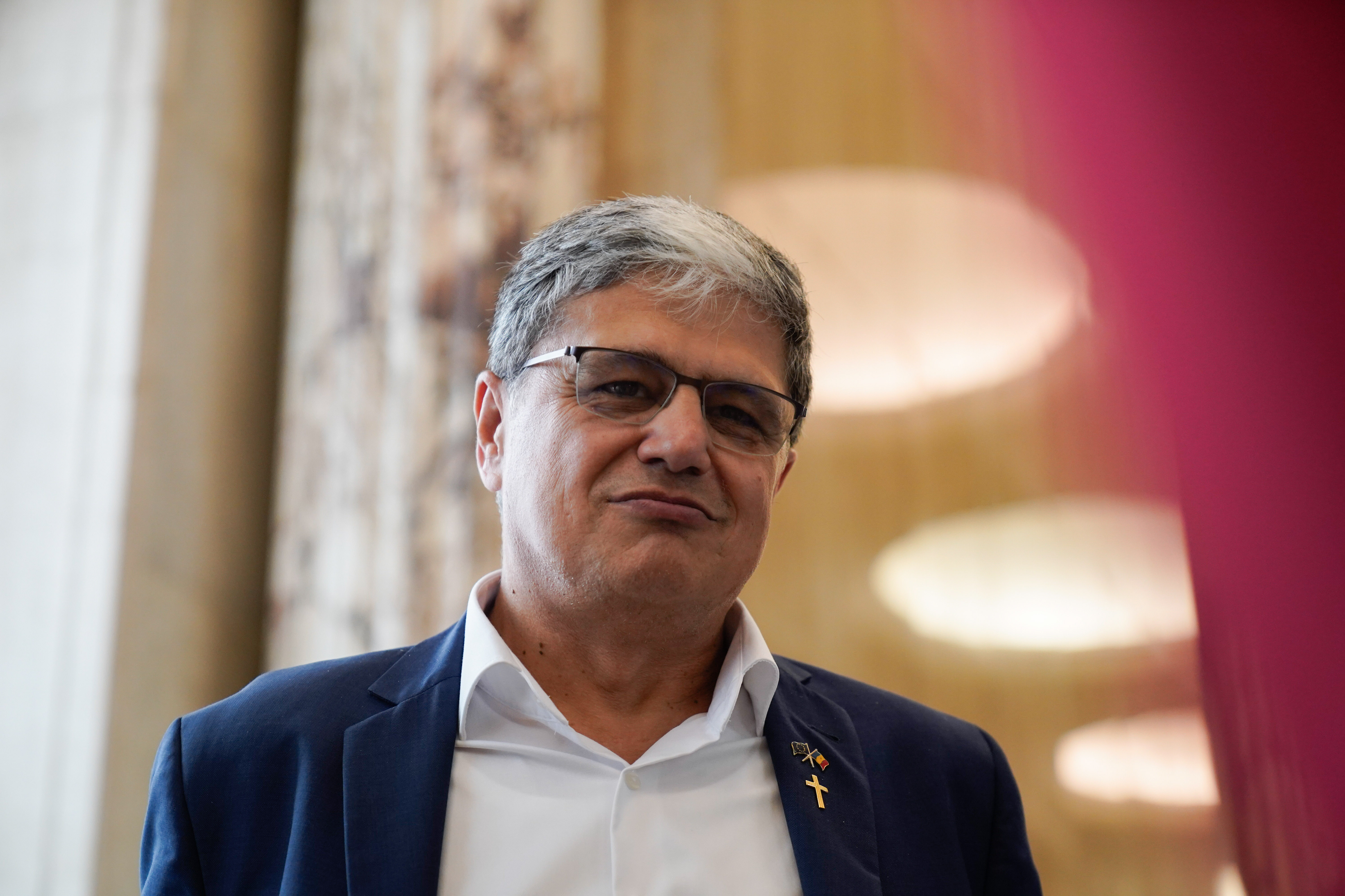 Boloș dă asigurări că strategia României pentru ajustarea deficitului bugetar nu include creşteri de taxe şi impozite