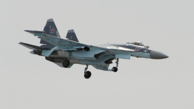 Suhoi Su-35