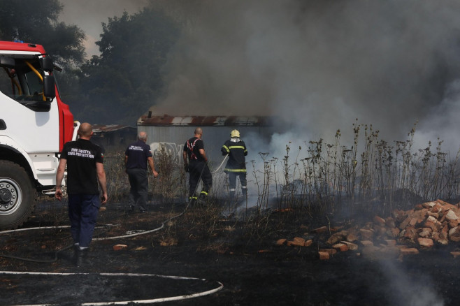 pompieri incendiu bulgaria