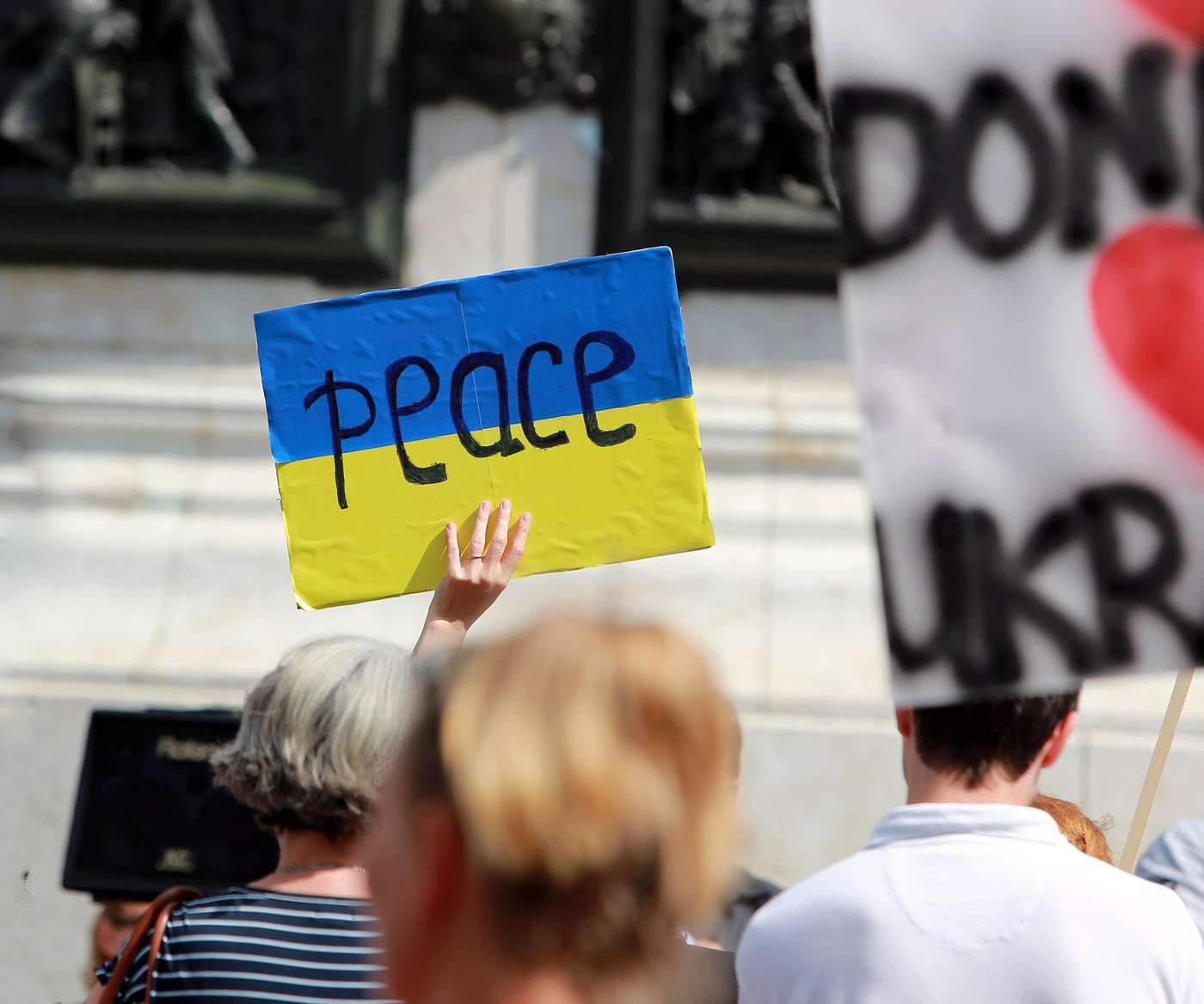 Sondaj: Ucrainenii vor negocieri de pace cu Rusia, dar nu în condițiile impuse de Putin