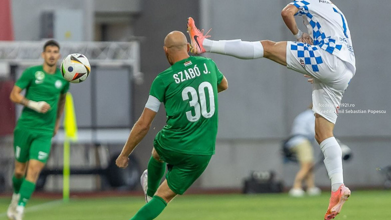 Echipa de fotbal Corvinul Hunedoara în meciul cu Paksi. Foto: Facebook