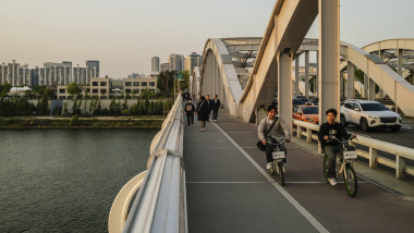 Pod peste râul Han din Seul.
