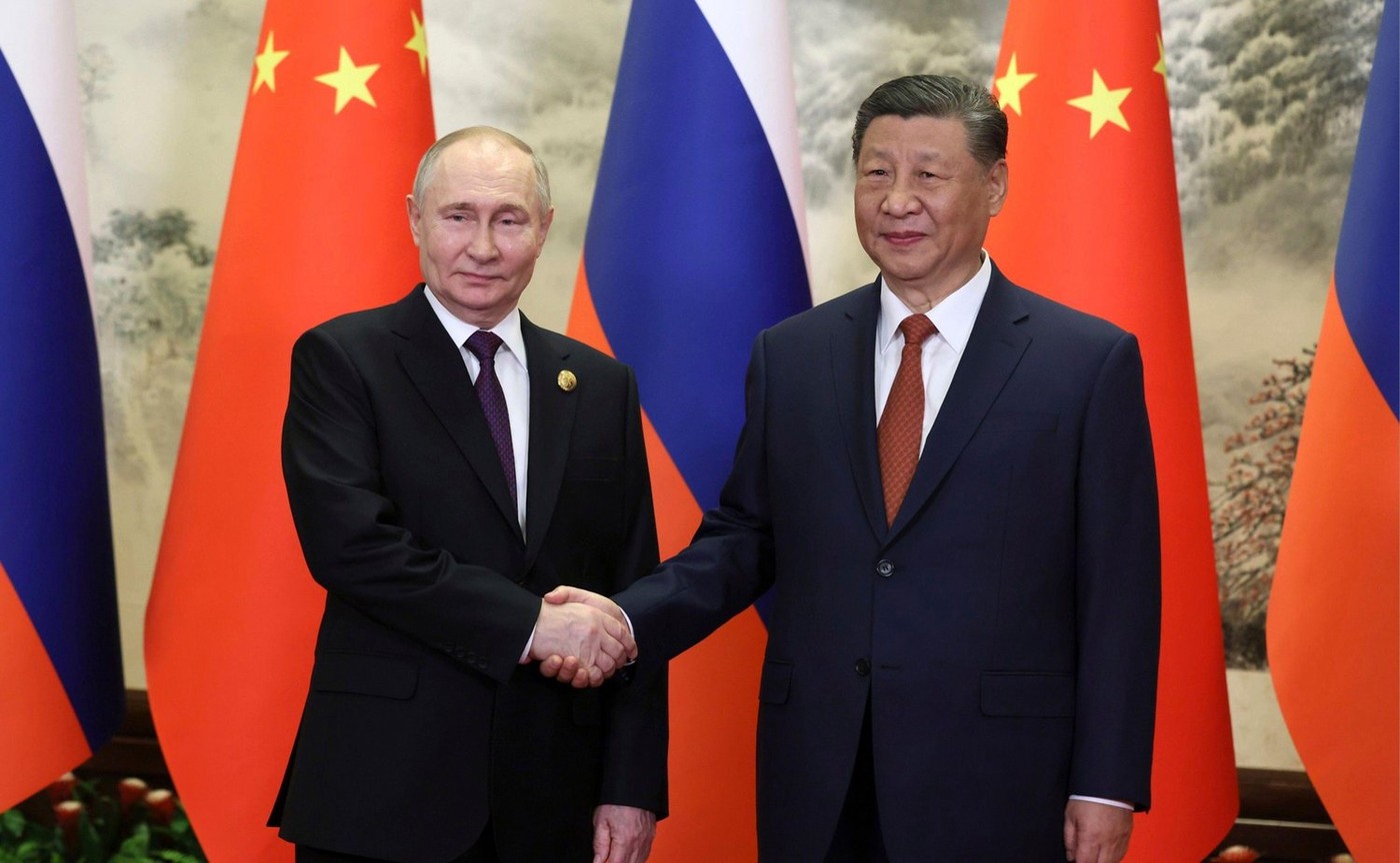 Ce înseamnă alianța China-Rusia pentru Vest. Vizita lui Putin la Beijing, încă un semn al unui nou Război Rece în evoluție (Politico)