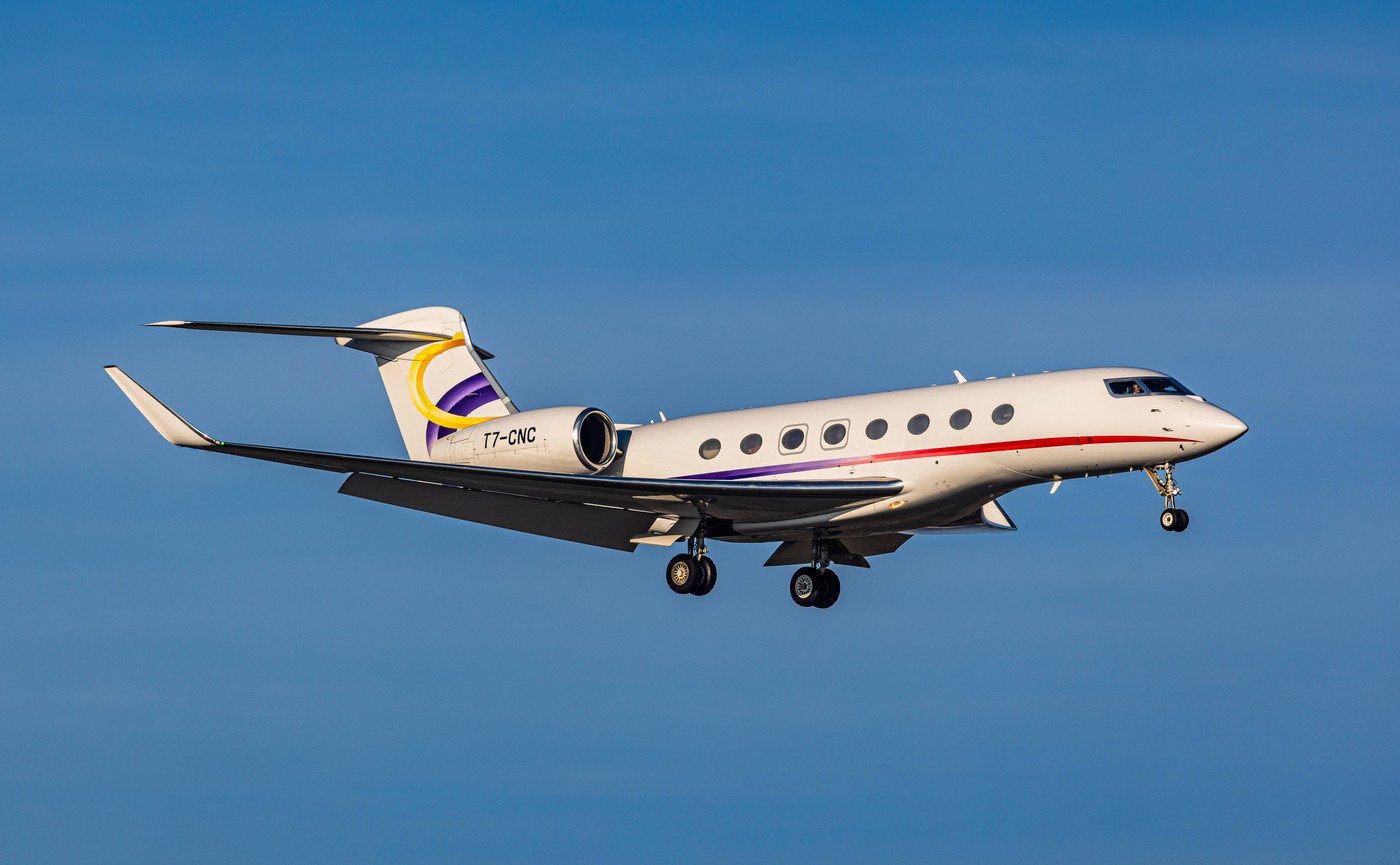 Un investitor a plătit 170.000 de euro ca să se întoarcă din Dubai pentru un prânz de afaceri. „Nu am plecat din cauza dronelor”