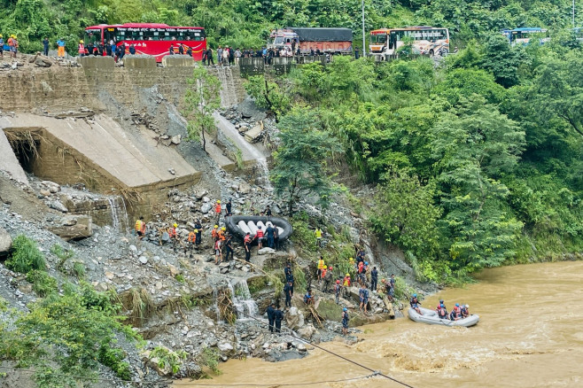 autobuze-nepal (3)