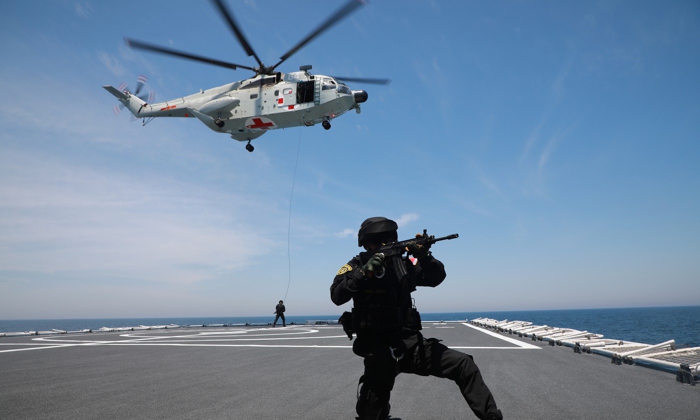 Beijing și Moscova desfăşoară exerciţii militare comune în sudul Chinei