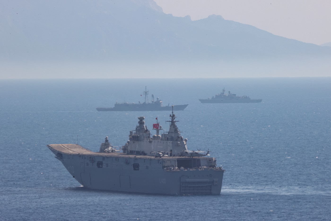 Tensiuni între Grecia şi Turcia. Marina turcă a trimis nave de război la sud de insulele grecești Kasos și Karpathos