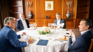 Viktor Orban, la prânzul cu Ciolacu, Hunor și Grindeanu, în 2023. Foto- Facebook Kelemen Hunor