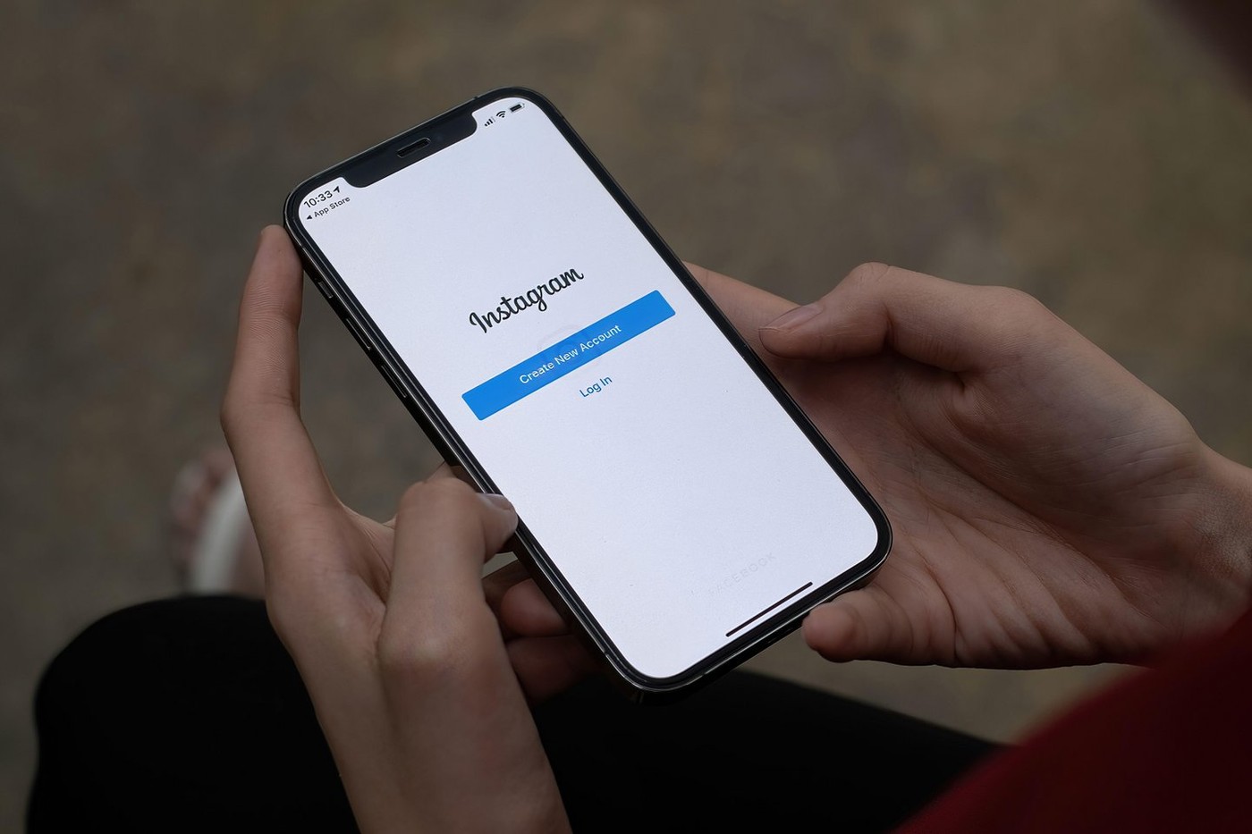 Meta a eliminat peste 70.000 de conturi folosite pentru escrocherii. Cele mai multe erau pe Instagram