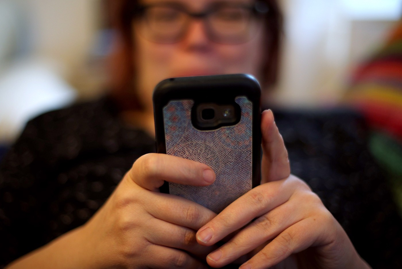 Lista cu localitățile în care telefonul poate trece involuntar în roaming. Este risc de costuri suplimentare pentru apeluri