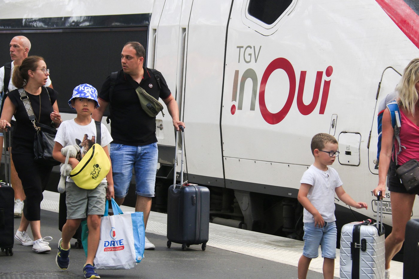 „Francezii sunt atacați”. Sabotaj masiv înainte de JO: circulația trenurilor de mare viteză e perturbată. 800.000 de oameni afectați