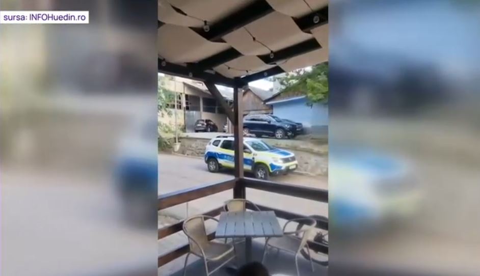 VIDEO Un polițist din Cluj a fost amendat pentru că a parcat neregulamentar