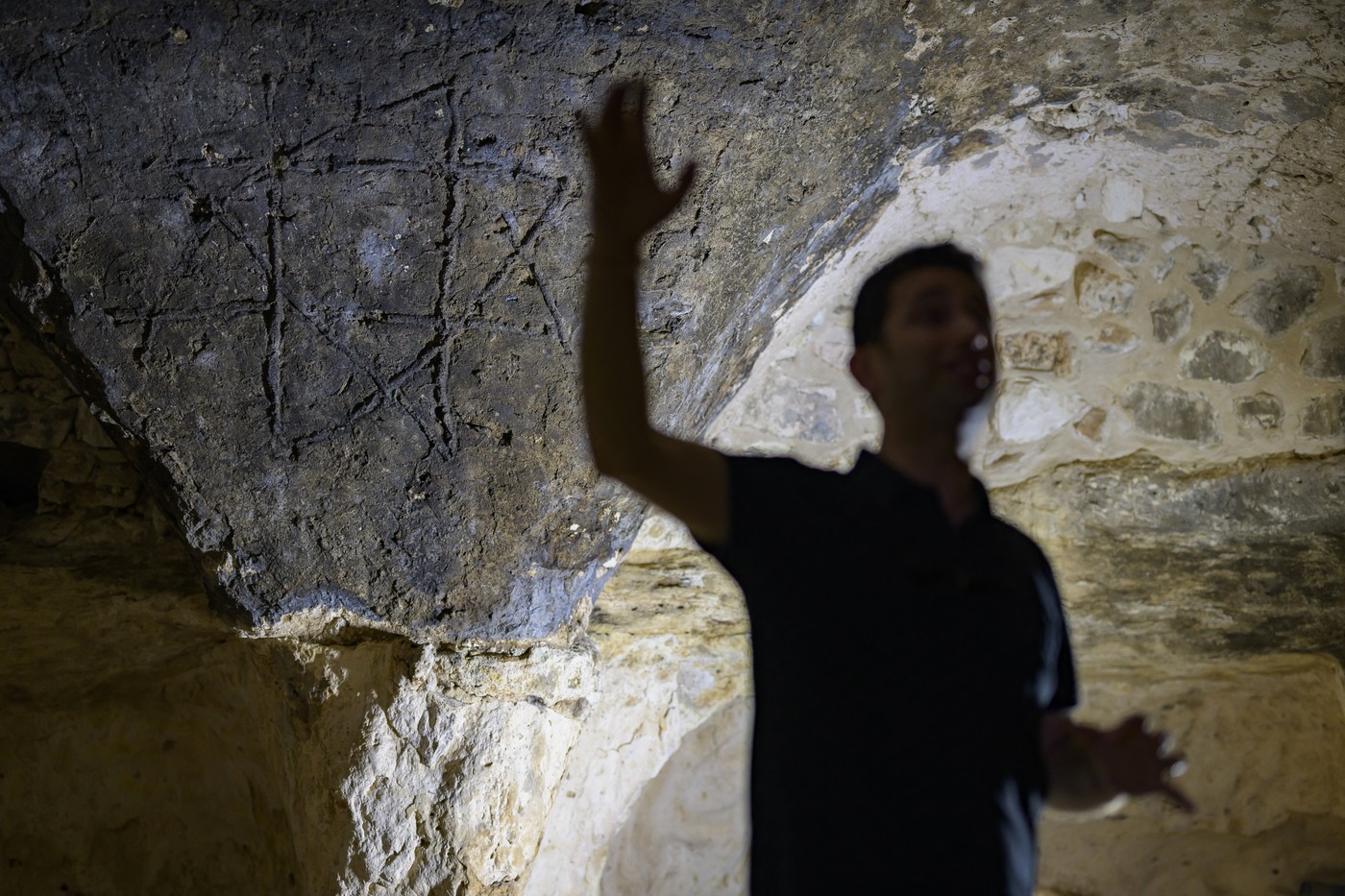 Cel mai mare oraș antic subteran din Turcia. Rețeaua de încăperi construite sub pământ a fost descoperită „aproape din întîmplare”