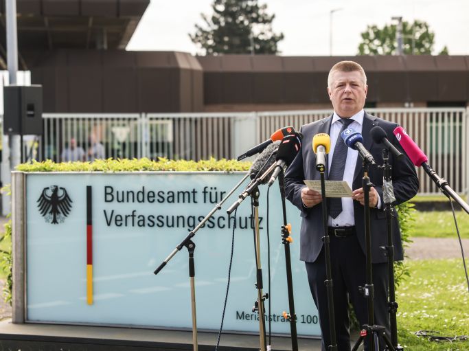 Serviciul german de informații interne BfV: Eforturile de sabotaj ale Rusiei în Europa sunt în creștere