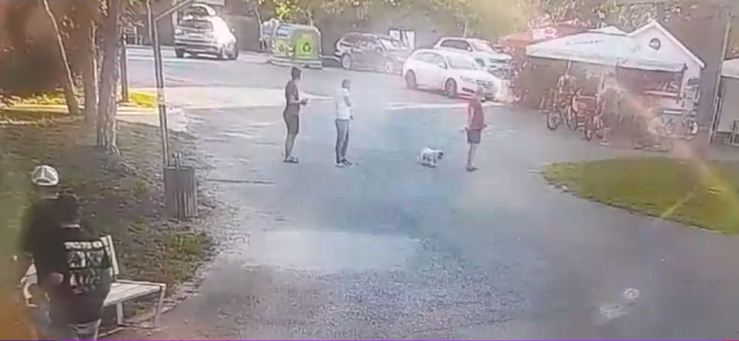 Primele imagini de la locul accidentului din zona Parcului Pantelimon. Reacția oamenilor în momentul în care s-a produs tragedia