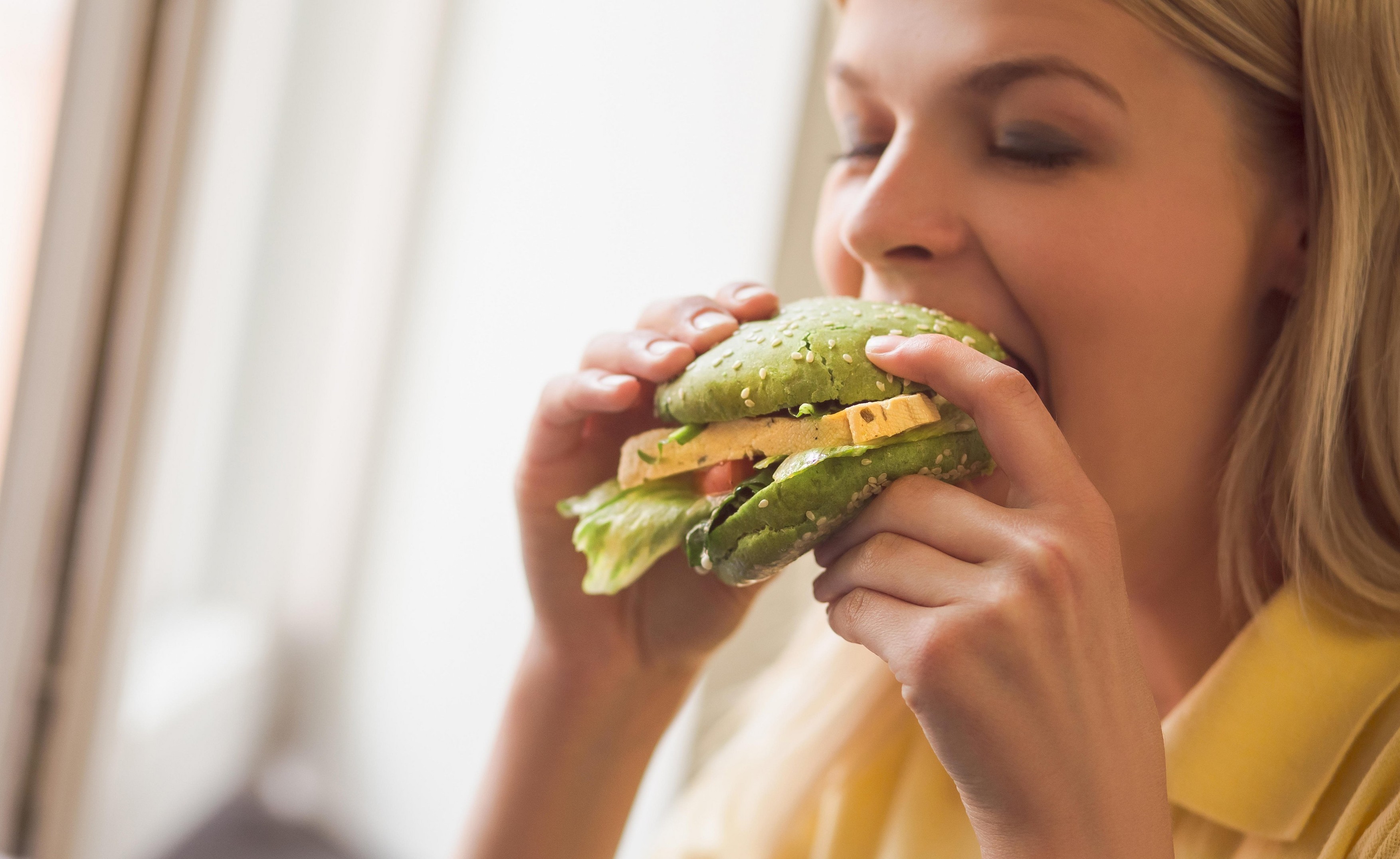Cum dieta vegană încetinește îmbătrânirea biologică după doar 8 săptămâni