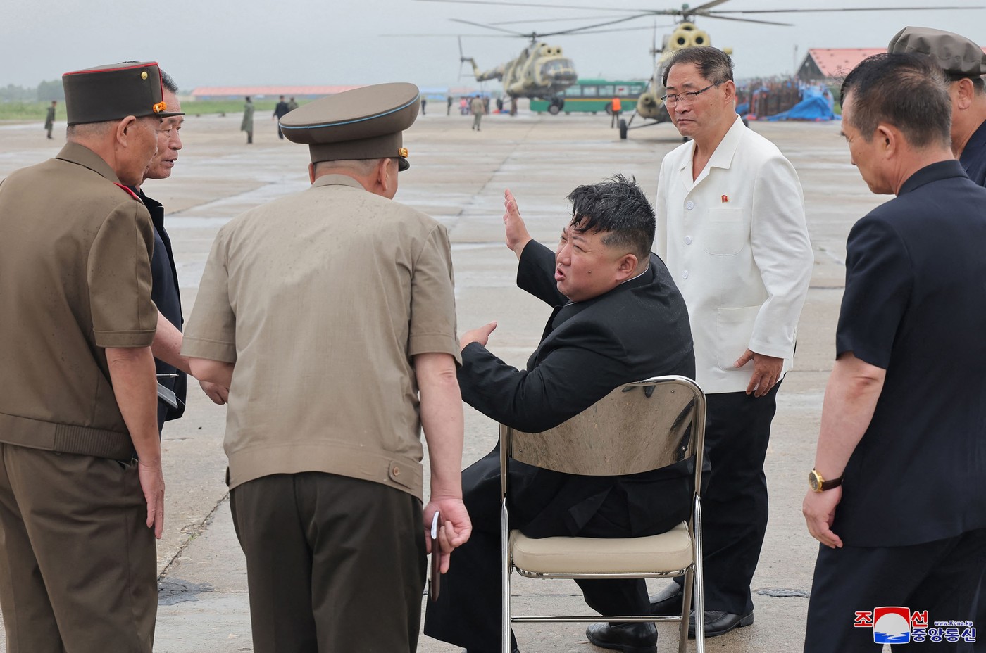 Spionii sud-coreeni au aflat de ce boli suferă Kim Jong Un și pe cine pregătește să-i urmeze la conducerea țării