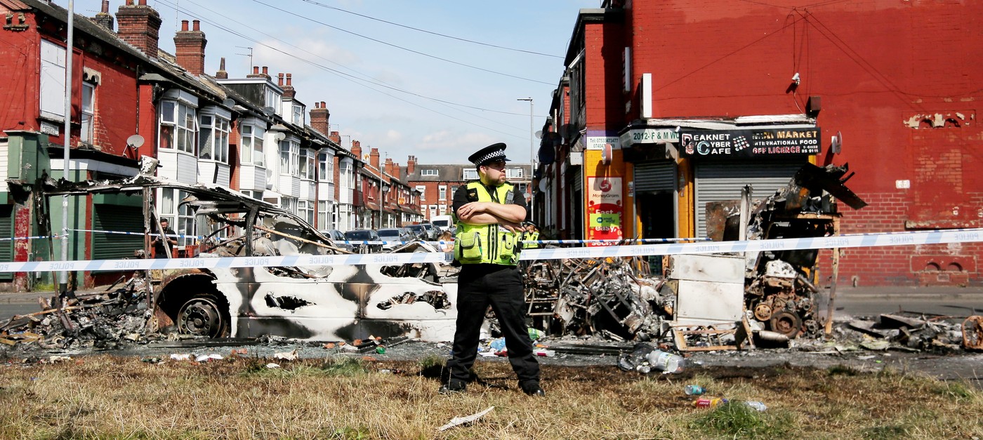 Copiii români preluați de autoritățile britanice se întorc temporar în familie