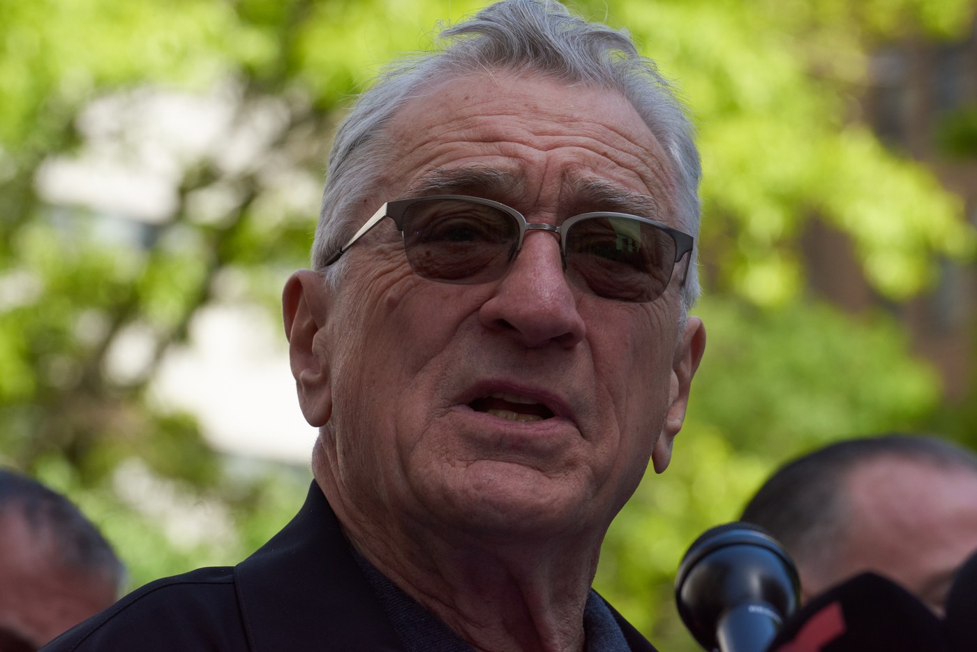 Ce mesaje au transmis Robert De Niro, Barbra Streisand și alte vedete din SUA după anunțul că Biden renunță la cursa electorală