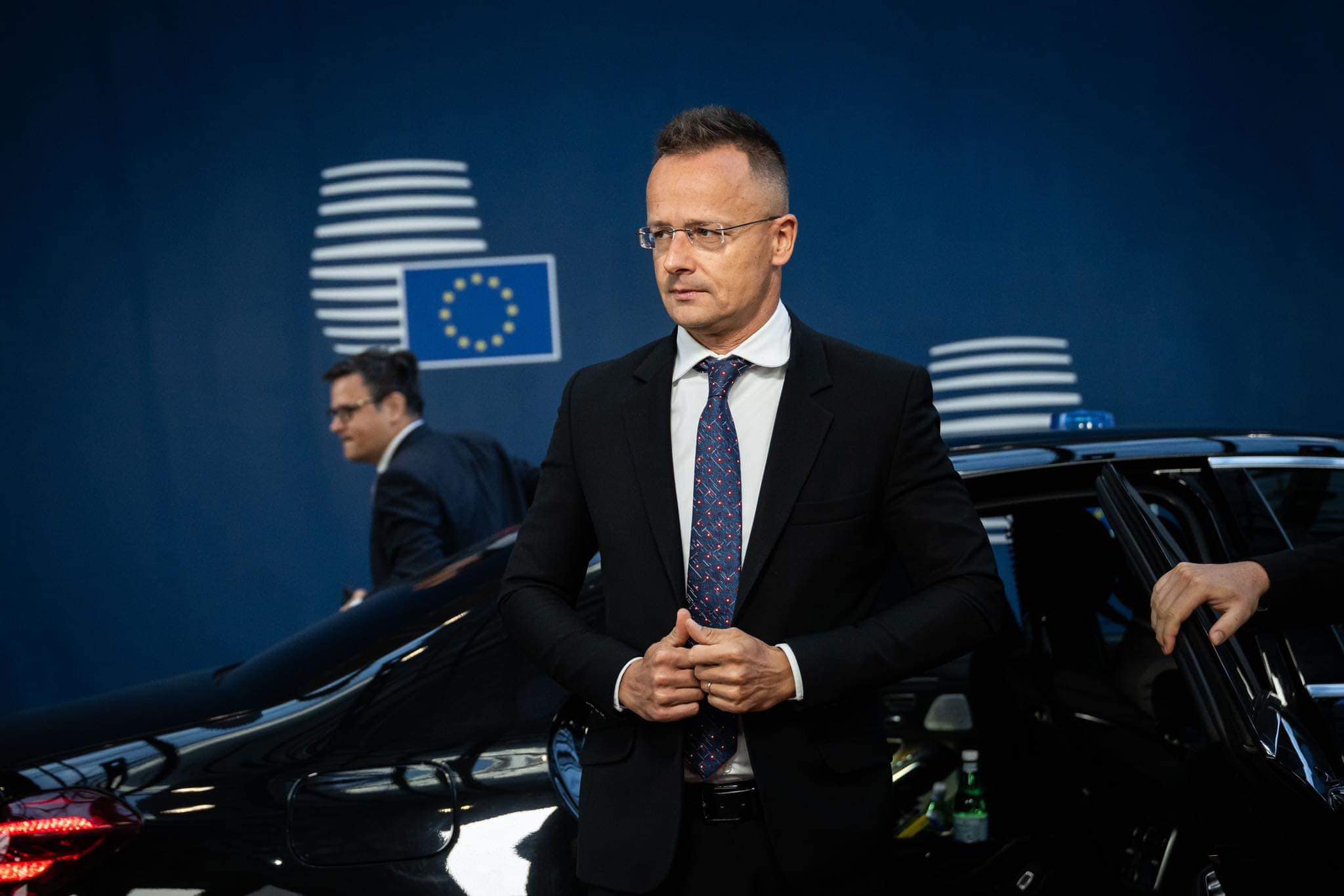Ungaria se așteaptă la o confruntare la Bruxelles. Peter Szijjarto numește criticile UE la adresa lui Viktor Orban „karate oral”