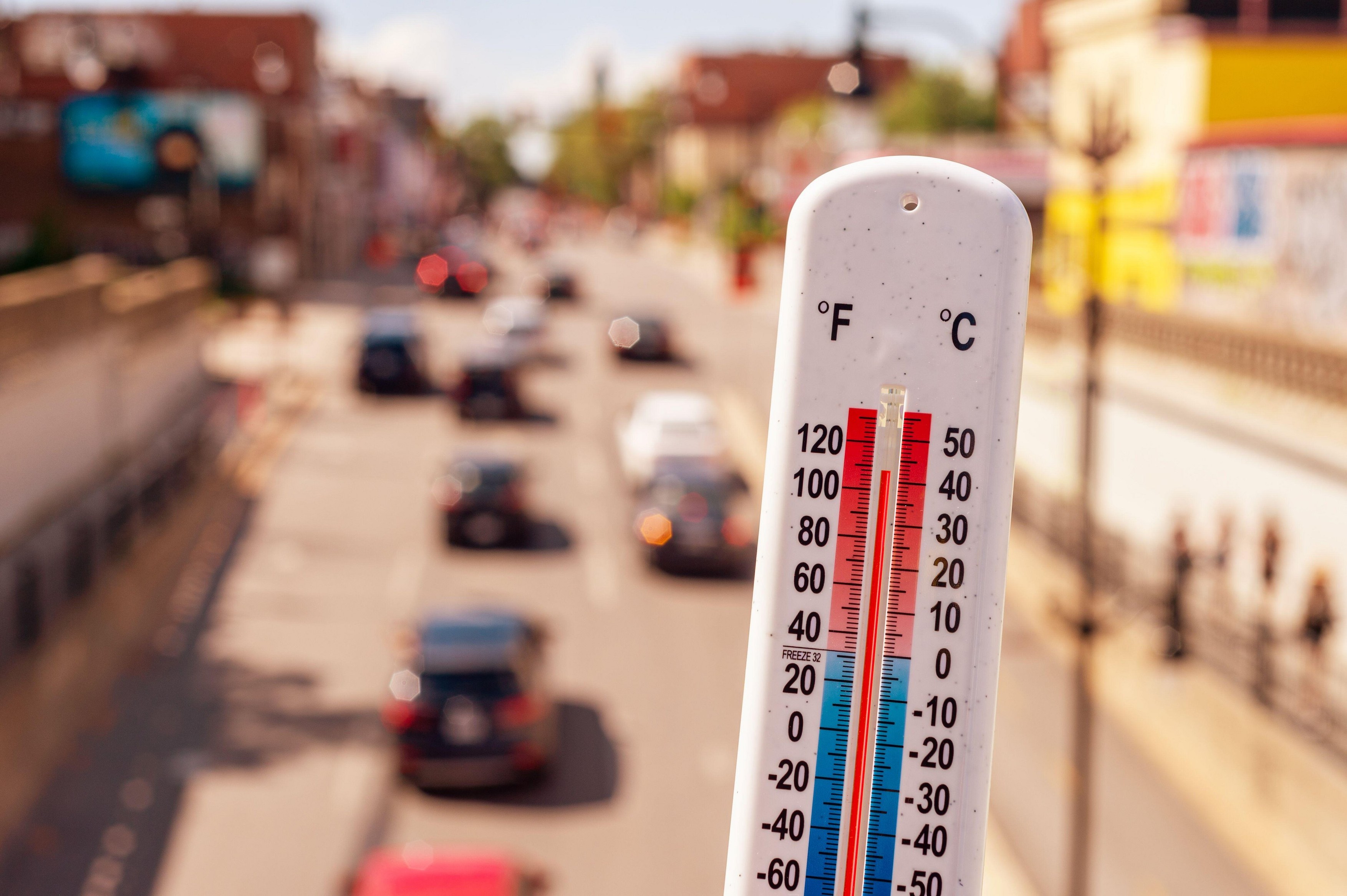 Deces cauzat de insolație. Temperaturile extreme din Cipru au atins și 44 de grade