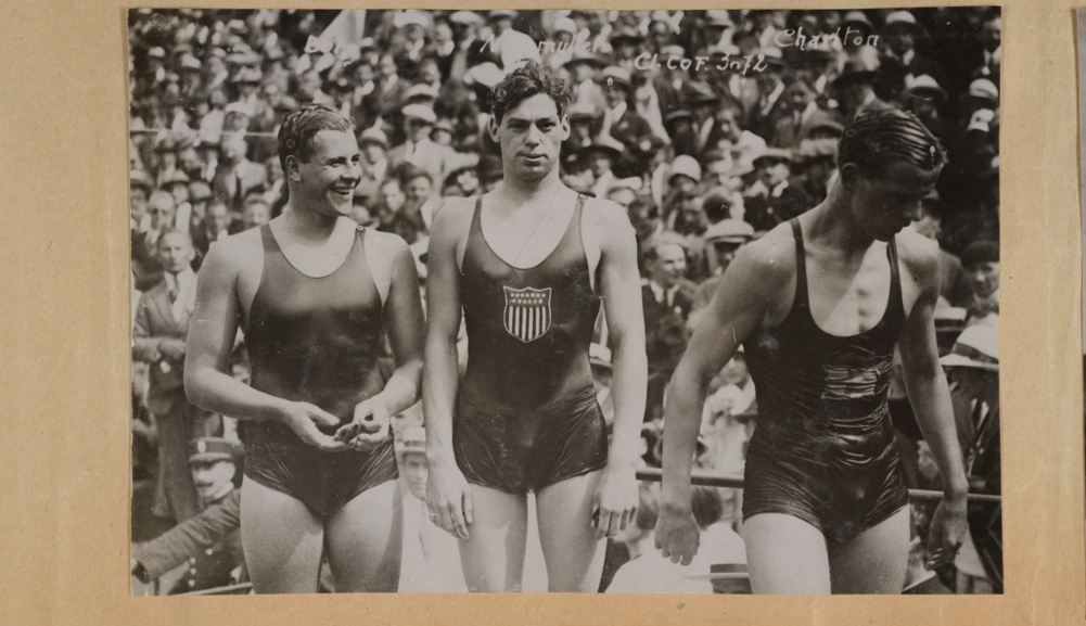 Acum 100 de ani, un tânăr născut pe teritoriul României, câștiga, tot la Paris, aurul la înot. Publicul îl știe ca ”Tarzan”